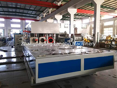 Conical Twin Screw PVC Pipe Manufacturing Machine With Belling Machine