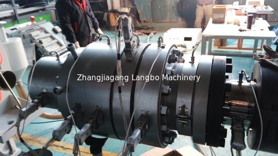 Twin Screw PVC Pipe Extruder Line 16 - 630mm With 22 - 160KW Power