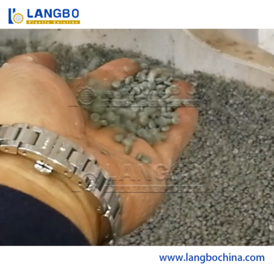 Plastic Waste Pet/HDPE/LDPE/PP/PE Bottles Recycling Pelletizing Granulating Machine