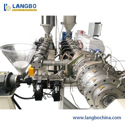 ISO certificate PE Pipe Extrusion Line With Calibration / Cooling Process